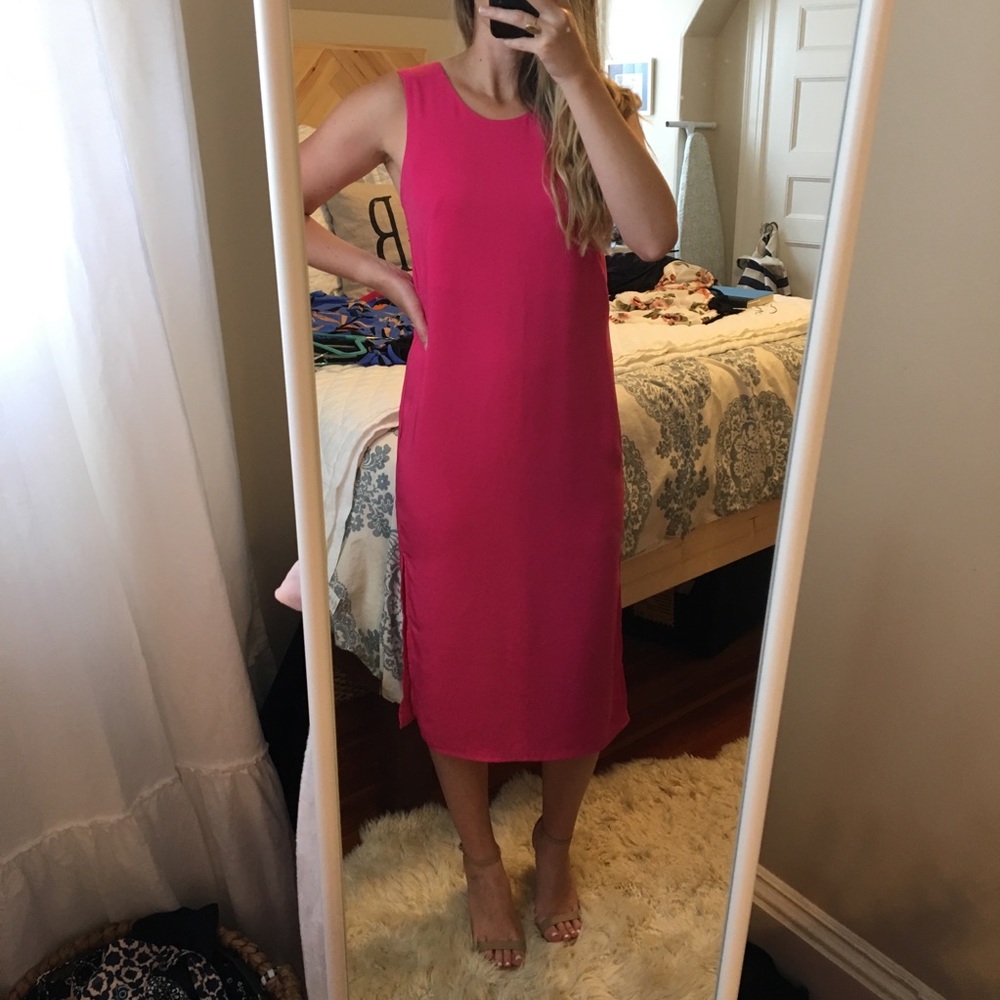 Neiman Marcus Katherine Barclay Pink Midi Dress
